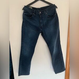 Mens Levi’s 511 jeans size 33x30 Midnight rinse dark wash.